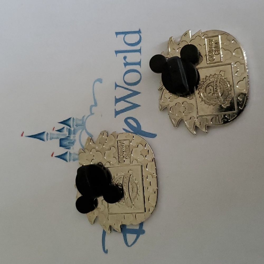 Disney Trading Pins - Picture 2 of 4